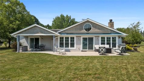 1280 Surfside Circle Aurora OH 44202