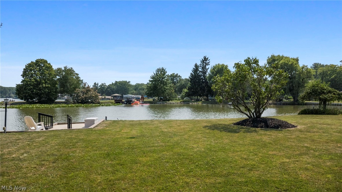 1280 Surfside Circle Aurora OH 44202