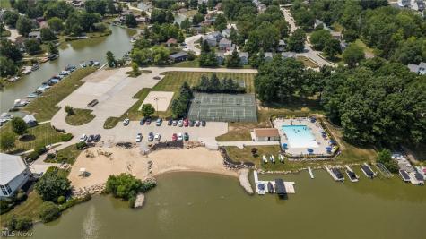 1280 Surfside Circle Aurora OH 44202