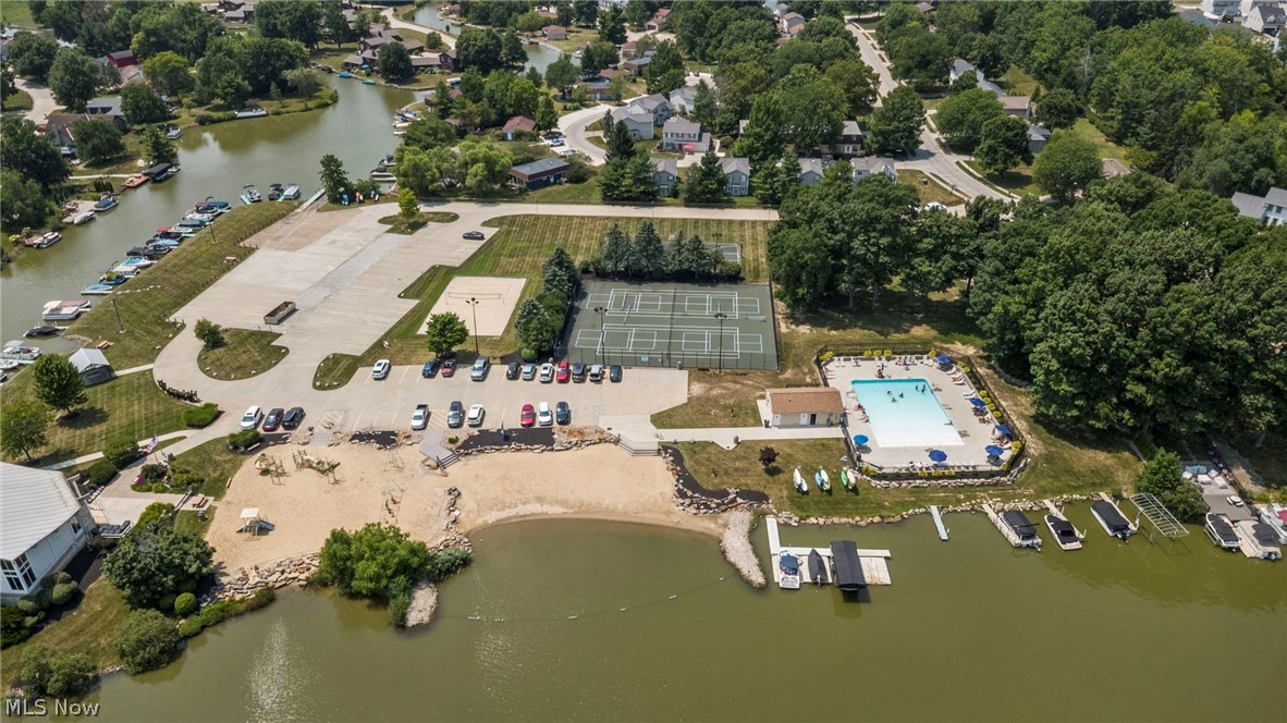 1280 Surfside Circle Aurora OH 44202