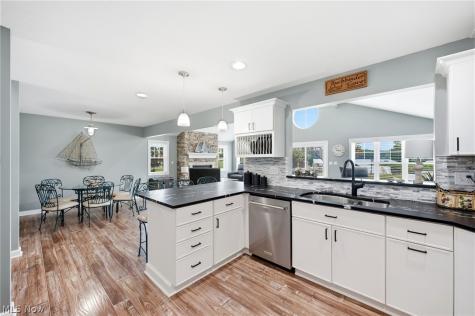 1280 Surfside Circle Aurora OH 44202