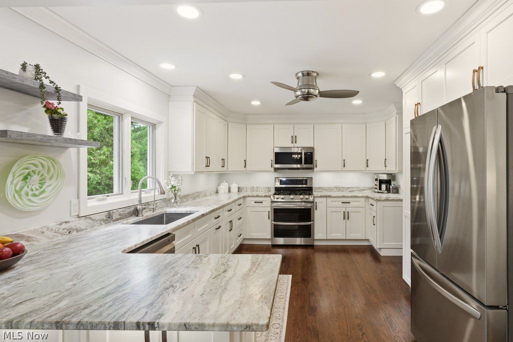 76 Maple Hill Drive Chagrin Falls OH 44022