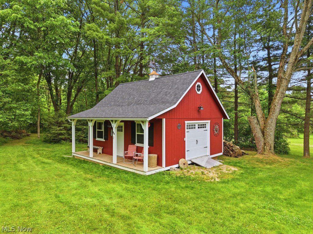 76 Maple Hill Drive Chagrin Falls OH 44022