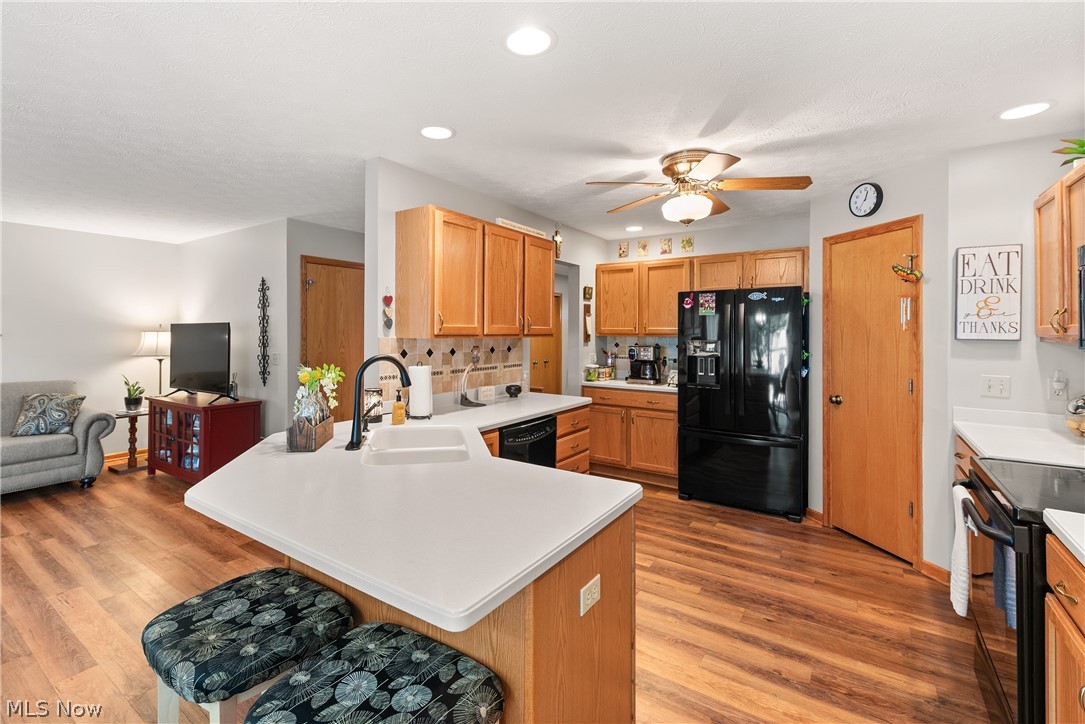 6073 Creekside Drive Parma Heights OH 44130