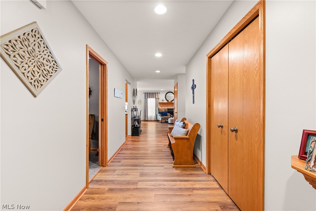 6073 Creekside Drive Parma Heights OH 44130