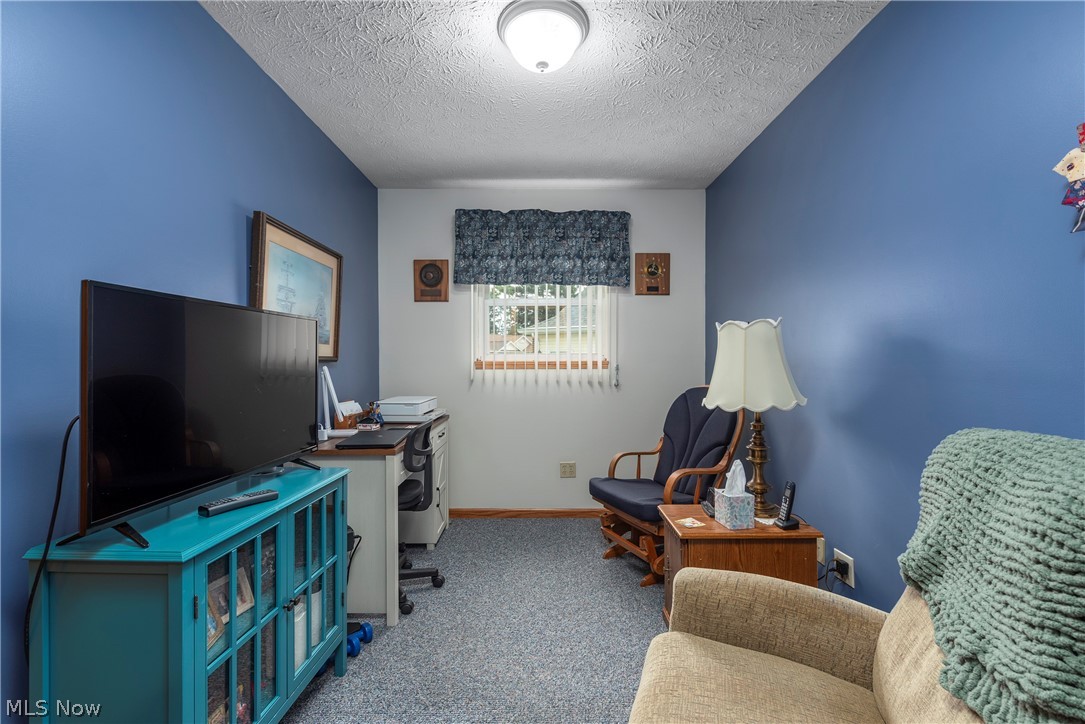 6073 Creekside Drive Parma Heights OH 44130