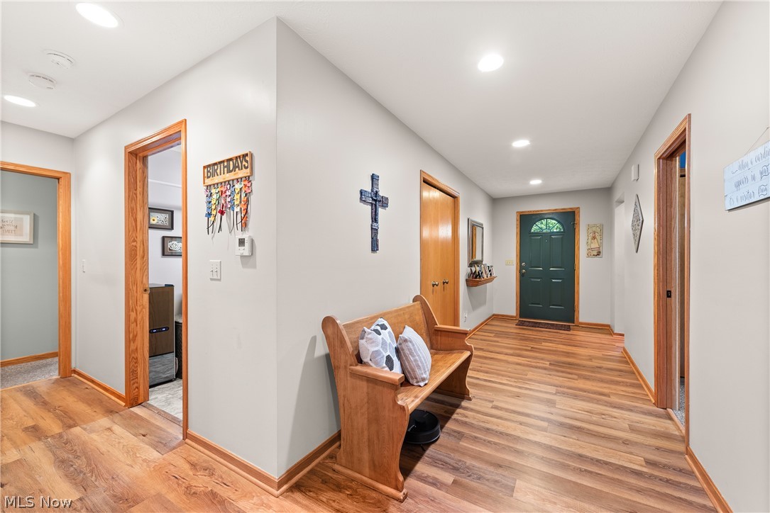 6073 Creekside Drive Parma Heights OH 44130