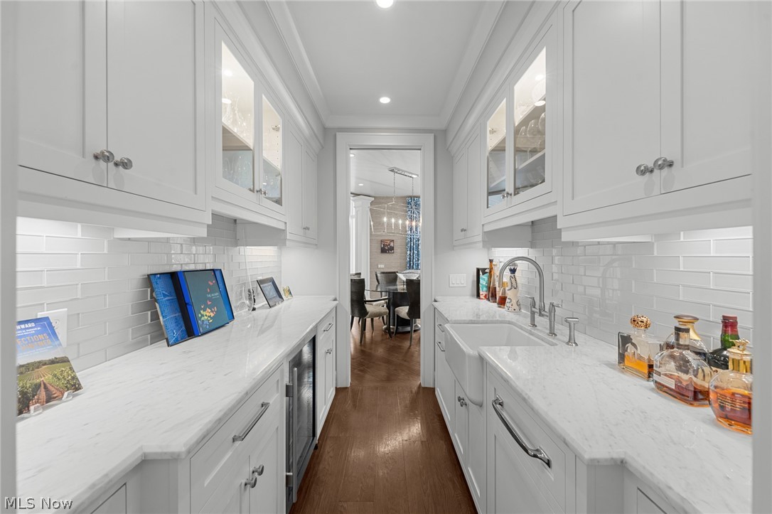 24150 Woodside Lane Beachwood OH 44122