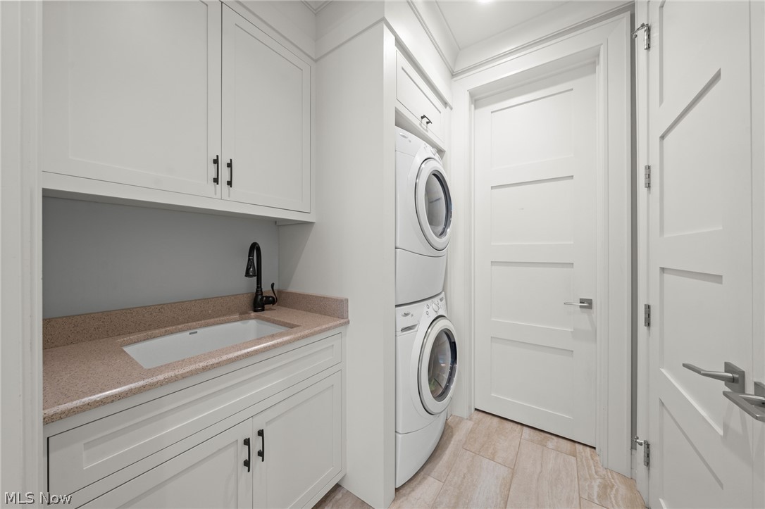 24150 Woodside Lane Beachwood OH 44122