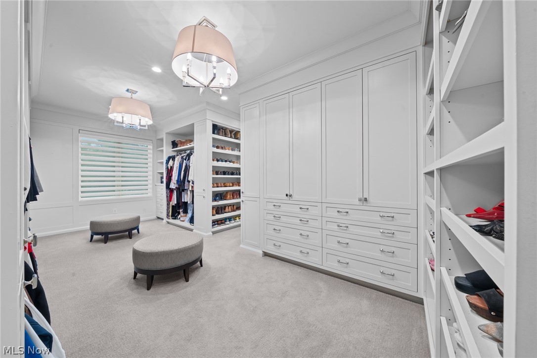 24150 Woodside Lane Beachwood OH 44122