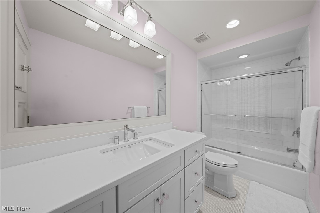 24150 Woodside Lane Beachwood OH 44122