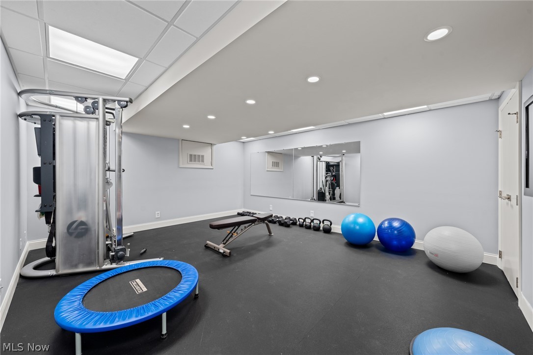 24150 Woodside Lane Beachwood OH 44122