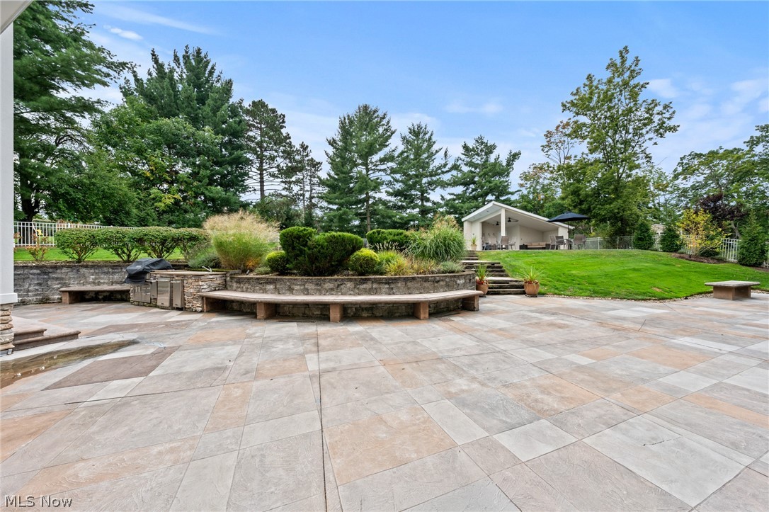 24150 Woodside Lane Beachwood OH 44122