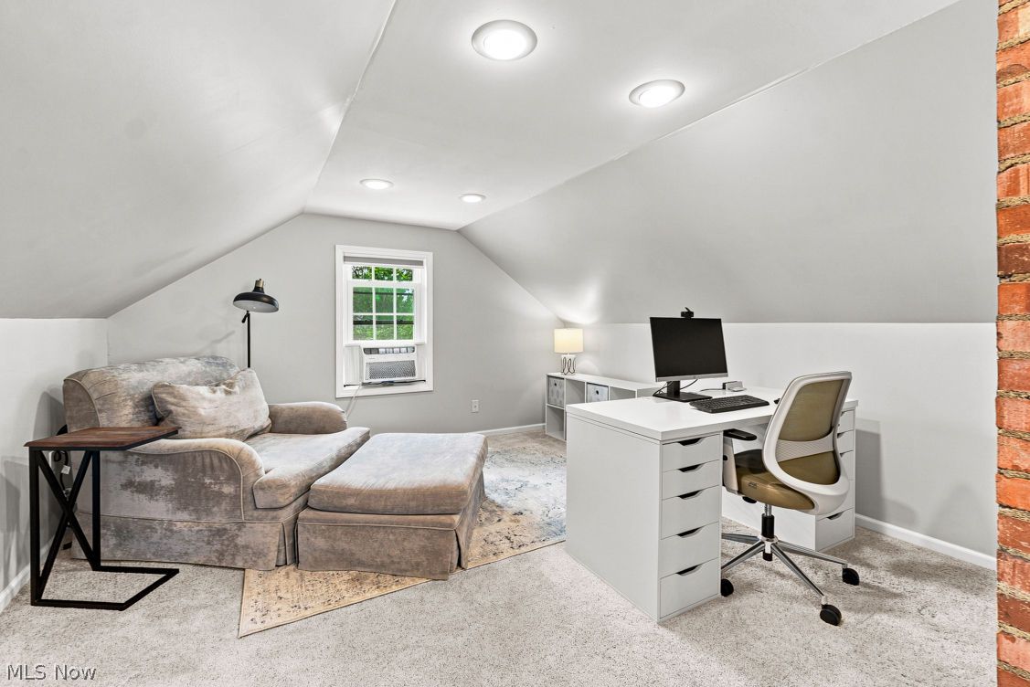 2224 Fenwick Road University Heights OH 44118