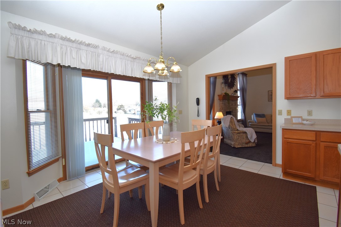 585 Creekside Drive Hubbard OH 44425