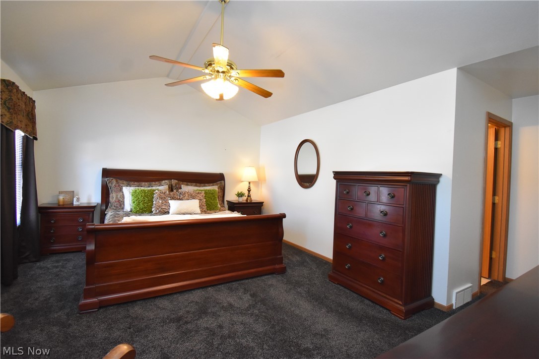 585 Creekside Drive Hubbard OH 44425