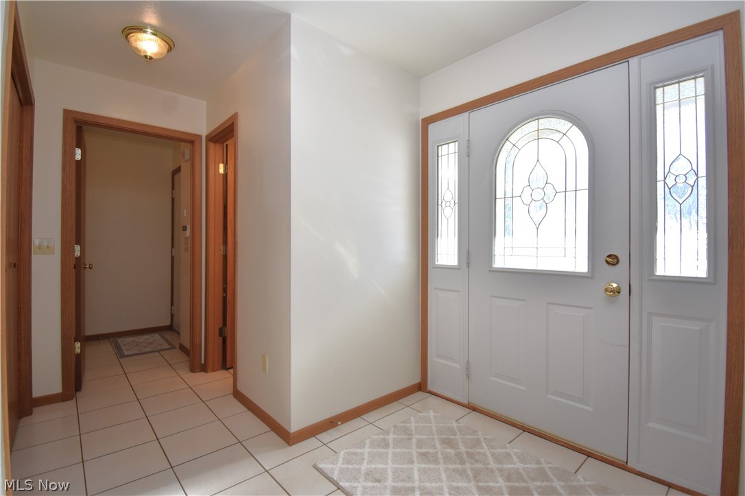 585 Creekside Drive Hubbard OH 44425