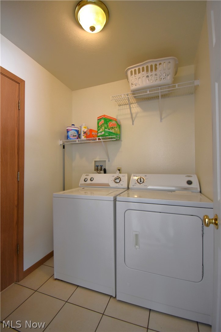 585 Creekside Drive Hubbard OH 44425