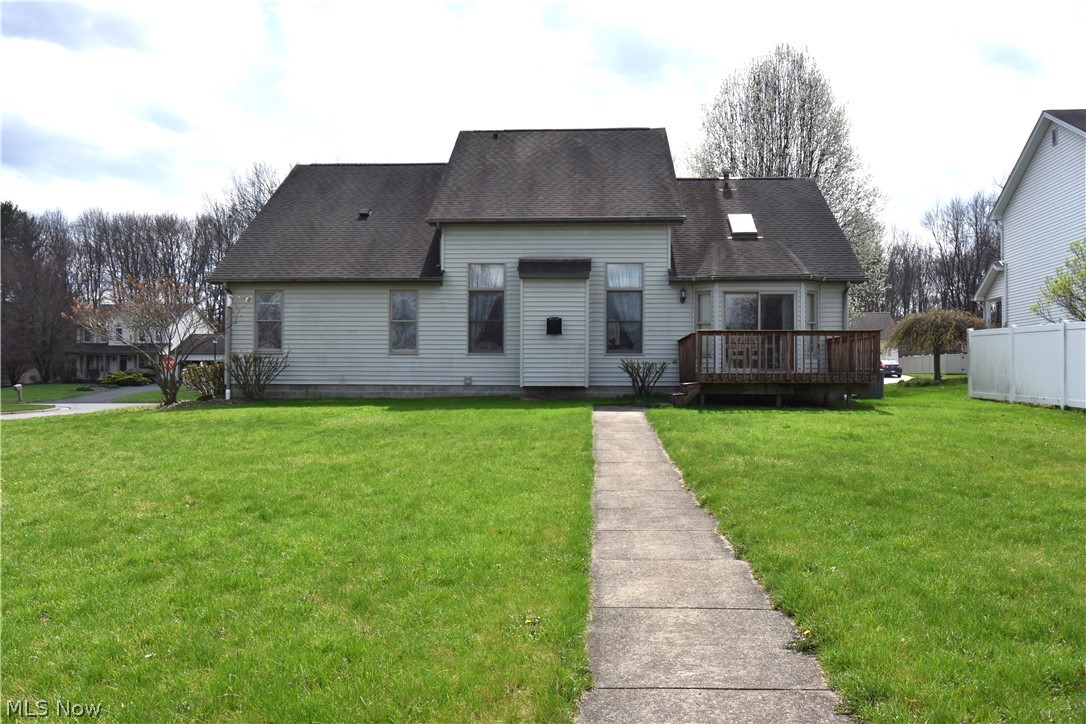 585 Creekside Drive Hubbard OH 44425