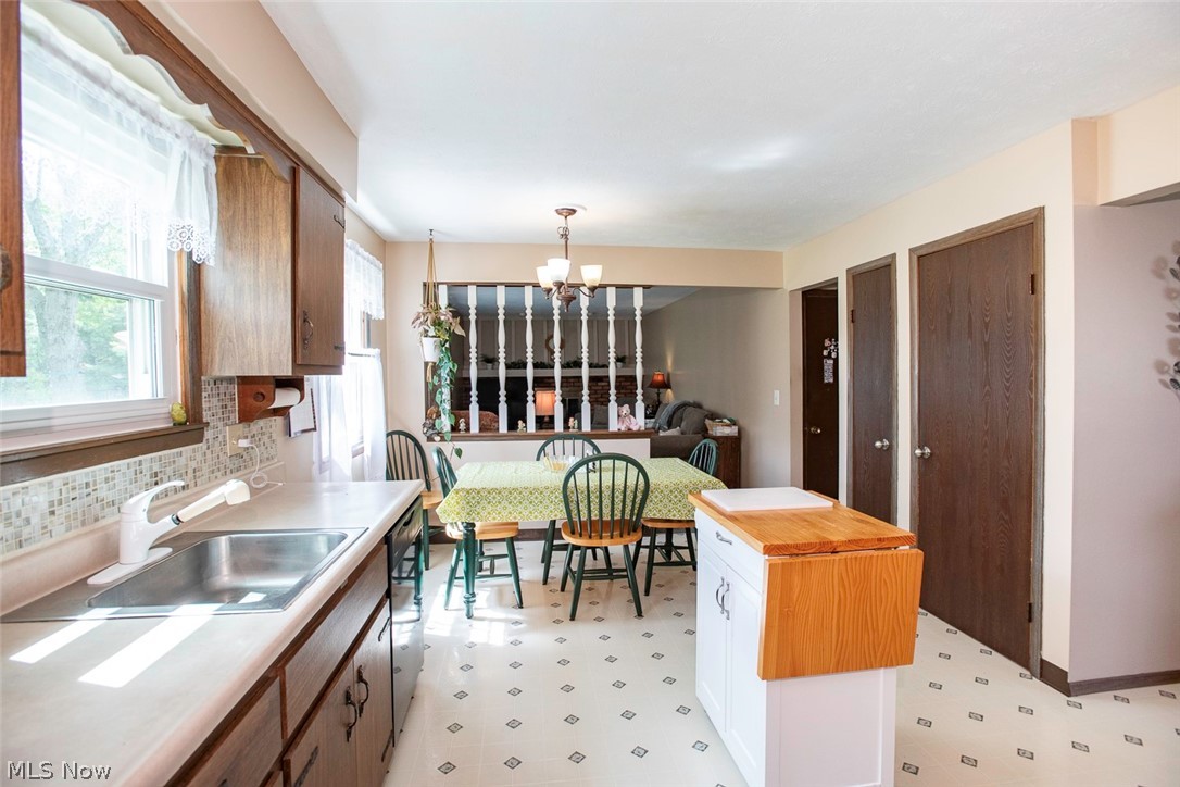 22419 Jonathan Drive Strongsville OH 44149