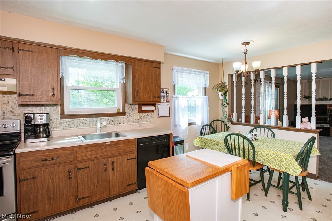 22419 Jonathan Drive Strongsville OH 44149