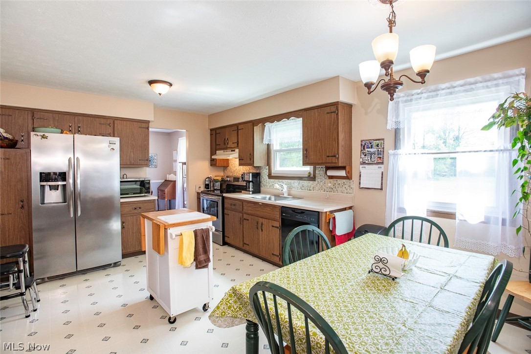 22419 Jonathan Drive Strongsville OH 44149
