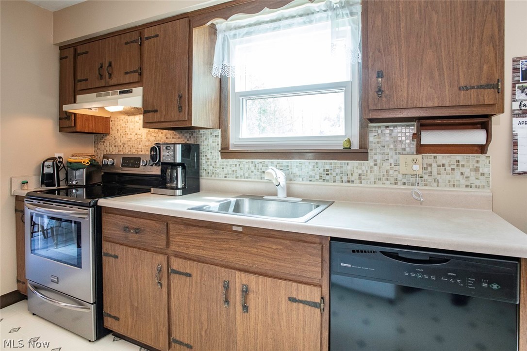22419 Jonathan Drive Strongsville OH 44149
