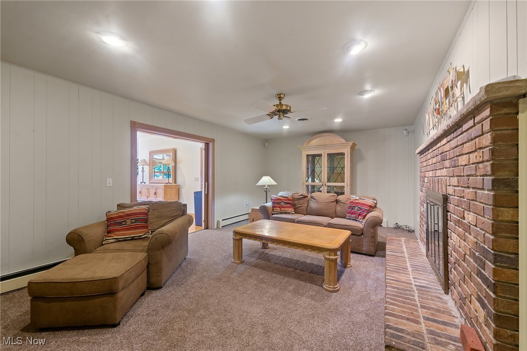 3189 Meadow Lane NE Warren OH 44483