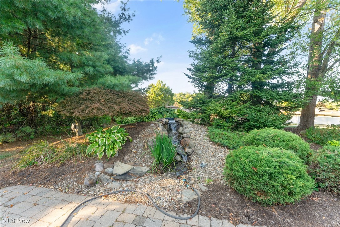 3189 Meadow Lane NE Warren OH 44483