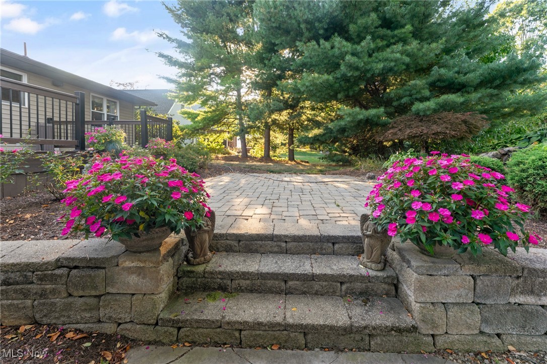 3189 Meadow Lane NE Warren OH 44483