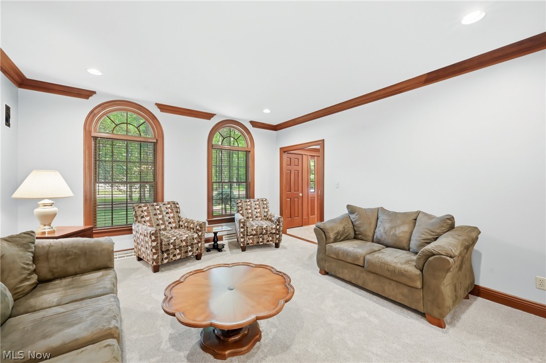 1881 Quaker Lane Salem OH 44460