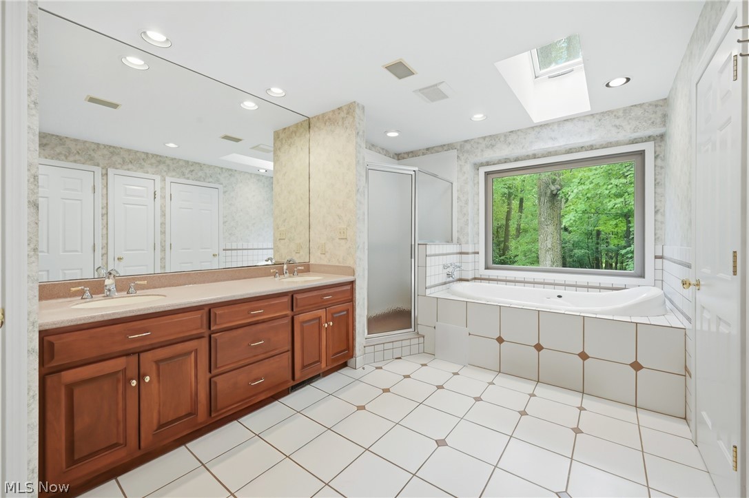 1881 Quaker Lane Salem OH 44460