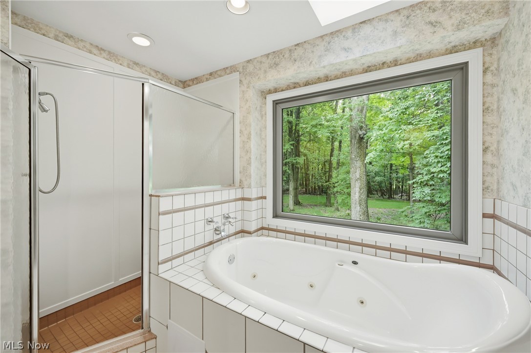 1881 Quaker Lane Salem OH 44460