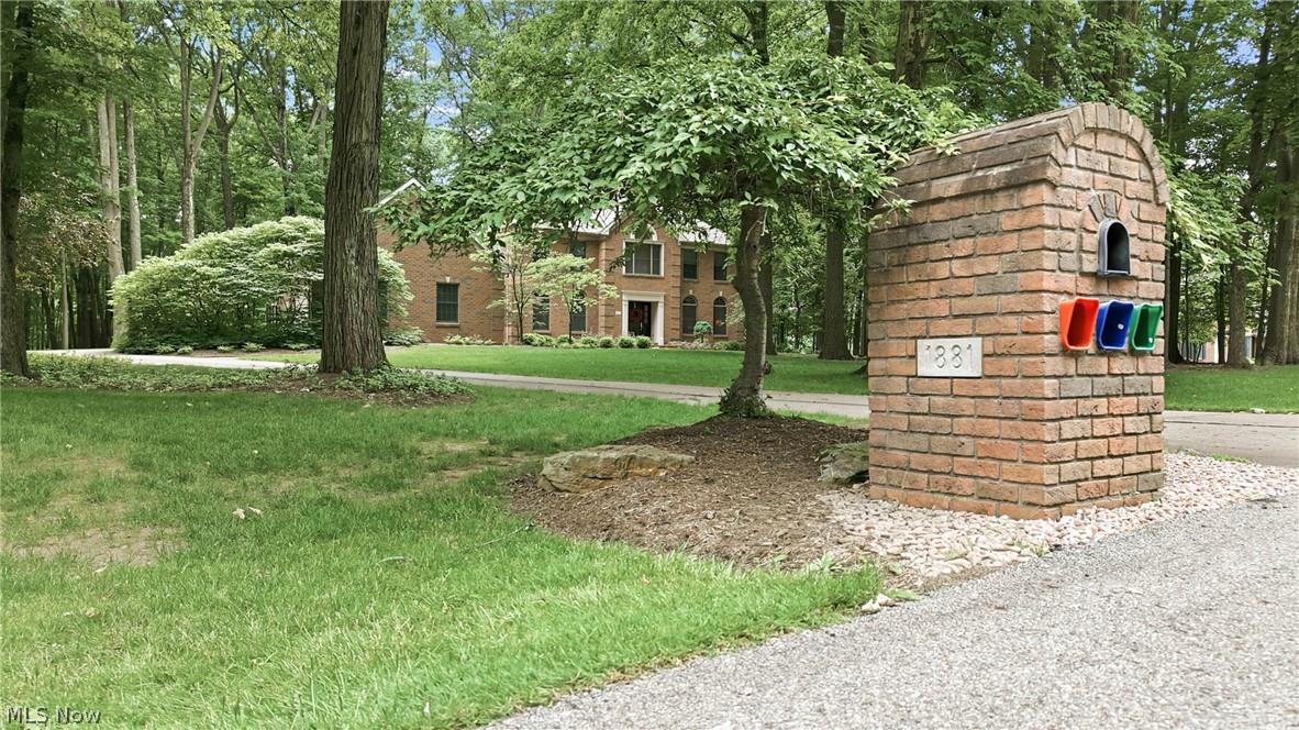 1881 Quaker Lane Salem OH 44460