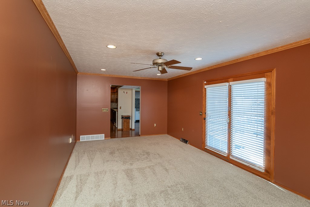 7456 Hidden Glen Drive Amherst OH 44001