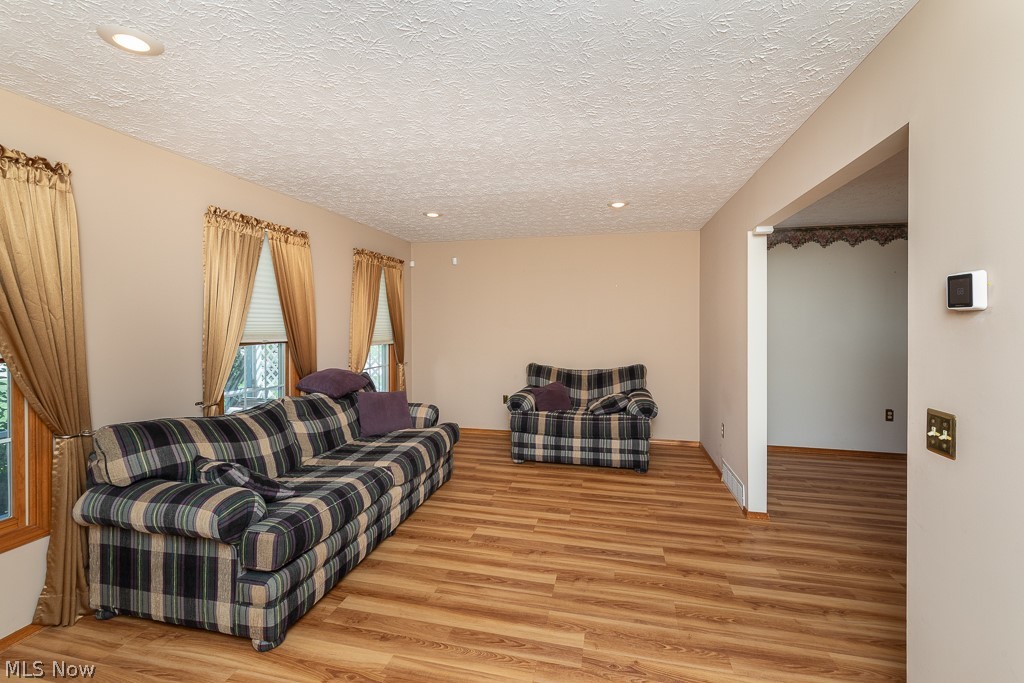 7456 Hidden Glen Drive Amherst OH 44001