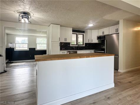 144 Morningside Road Niles OH 44446