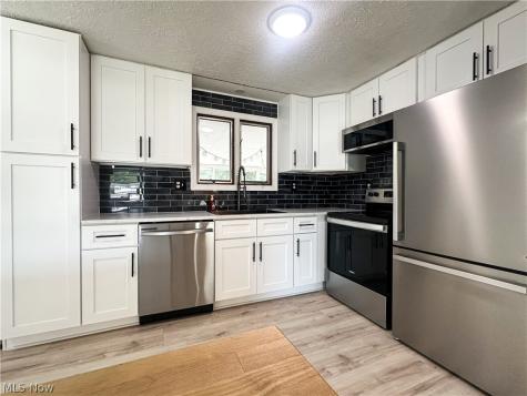 144 Morningside Road Niles OH 44446