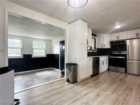 144 Morningside Road Niles OH 44446