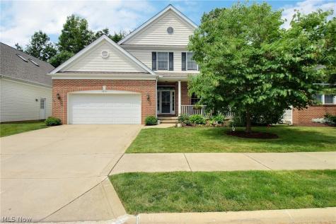 5041 Bristol Court Lyndhurst OH 44124