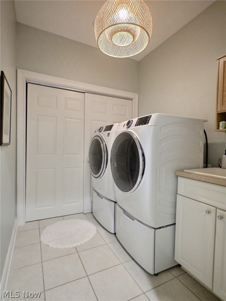 5041 Bristol Court Lyndhurst OH 44124