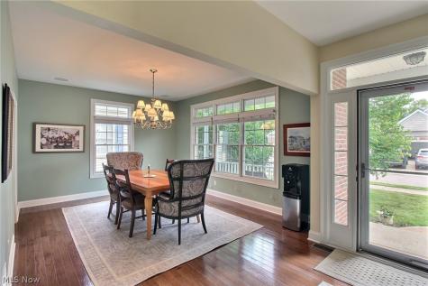 5041 Bristol Court Lyndhurst OH 44124