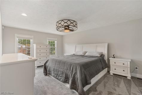 9067 NW Bletchley Avenue NW North Canton OH 44720