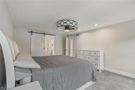 9067 NW Bletchley Avenue NW North Canton OH 44720