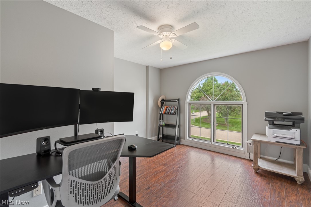 9067 NW Bletchley Avenue NW North Canton OH 44720