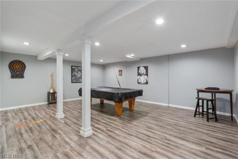 9067 NW Bletchley Avenue NW North Canton OH 44720