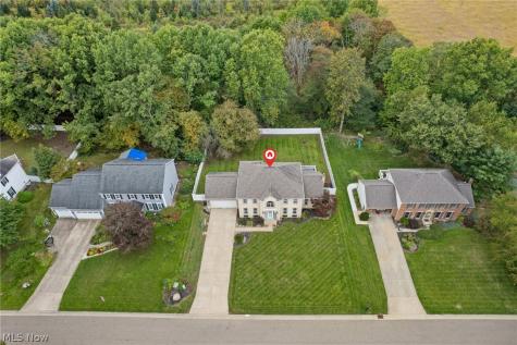 9067 NW Bletchley Avenue NW North Canton OH 44720