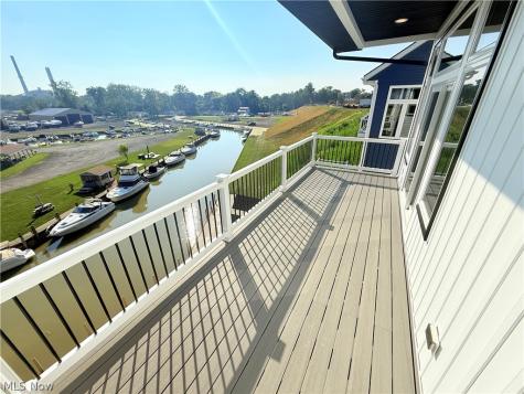 2048 Forest Drive Eastlake OH 44095