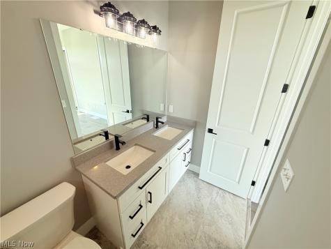 2048 Forest Drive Eastlake OH 44095