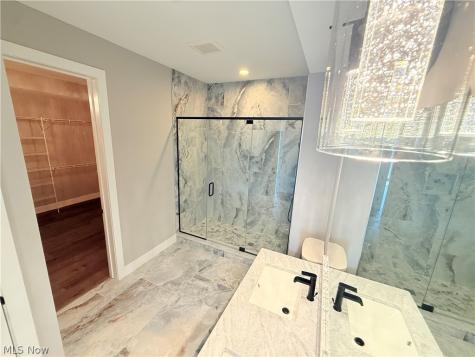 2048 Forest Drive Eastlake OH 44095